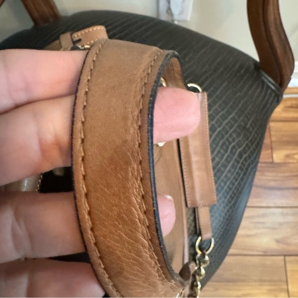 Chloe Paraty Medium Leather Shoulder Bag - Picture 12 of 14